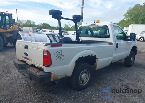 2013 Ford F-250 Xl z USA, uszkodzony, nr VIN 1FTBF2B66DEB46996